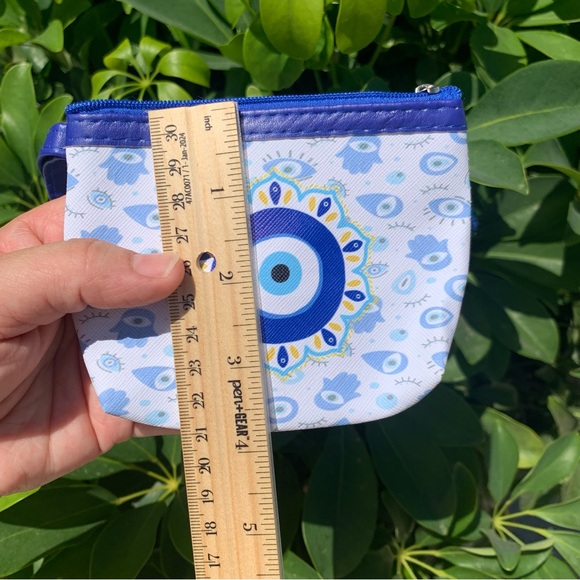 NEW Blue Evil Eye Wristlet Wallet - Picture 9 of 11